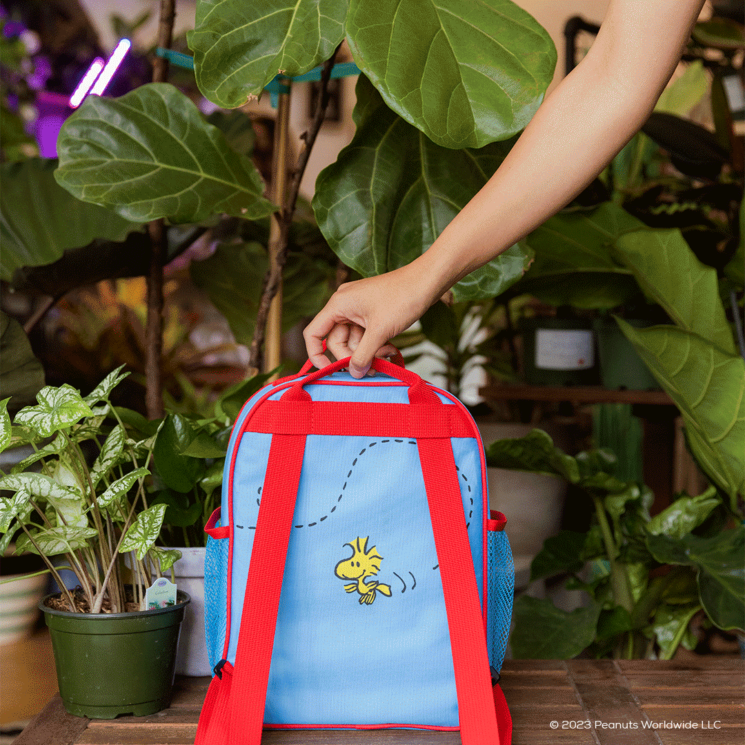 Snoopy Mini Convertible Backpack Cooler - Image 5